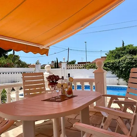 Meddays Lagun Etxea Villa *